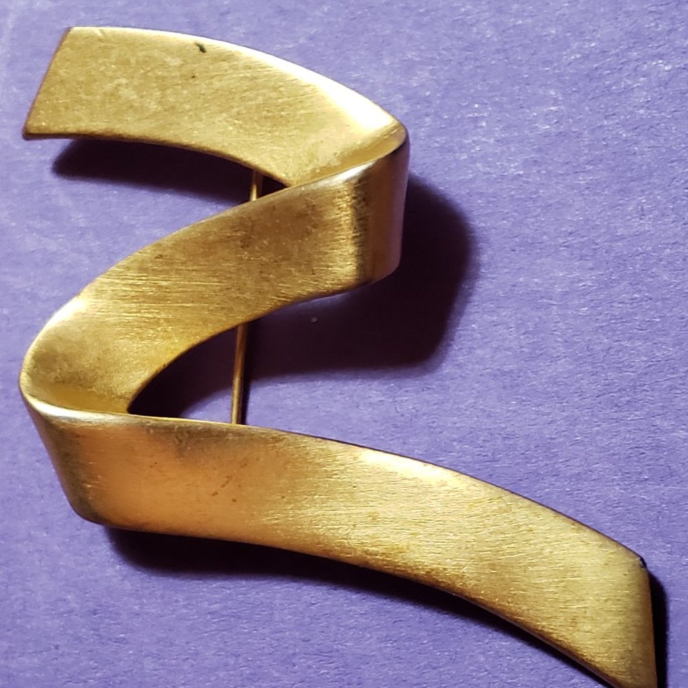 Vintage pin from 1980's